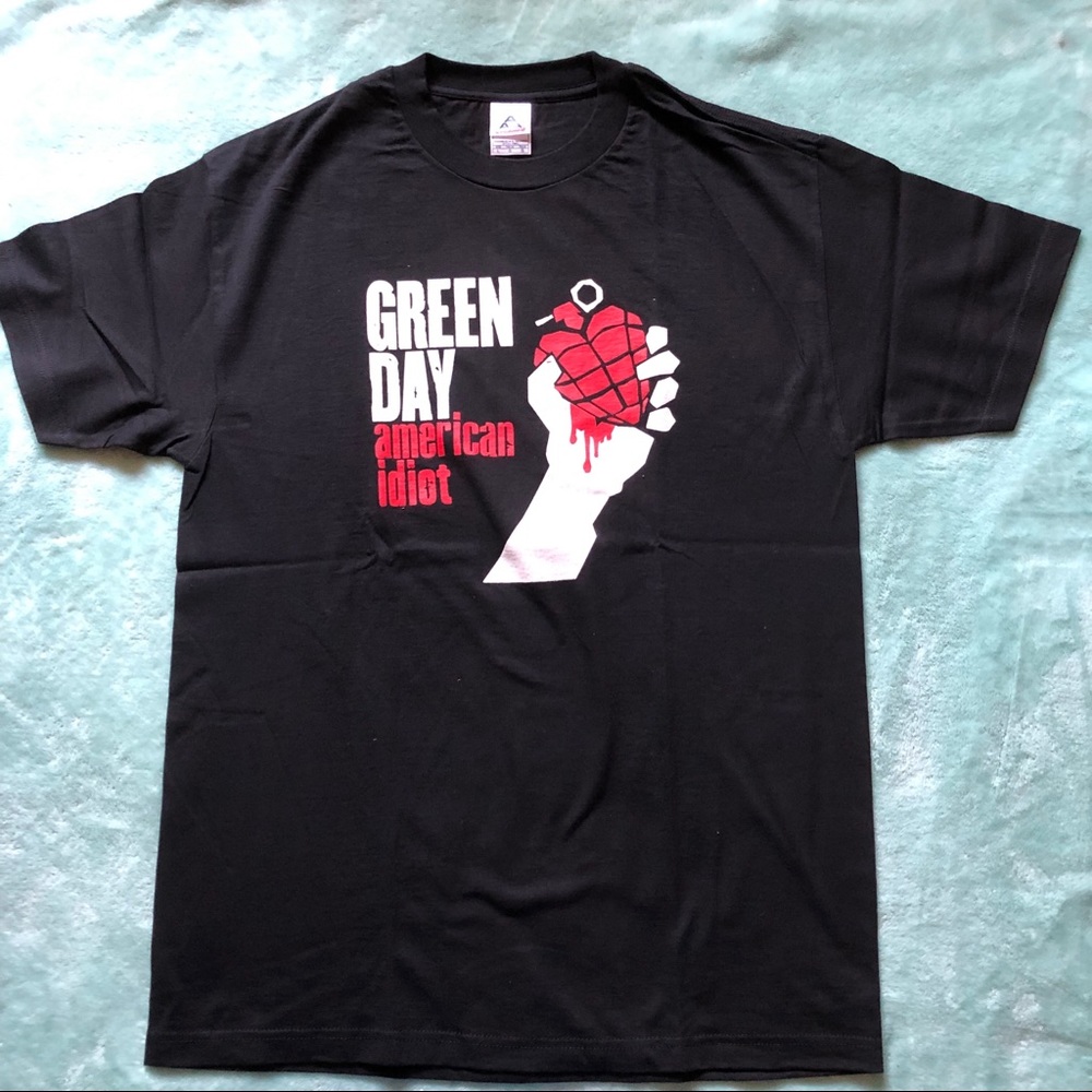 Green Day Tee black